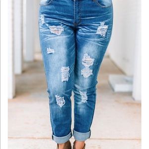 Arriving in Style Boyfriend Jeans Plus Size